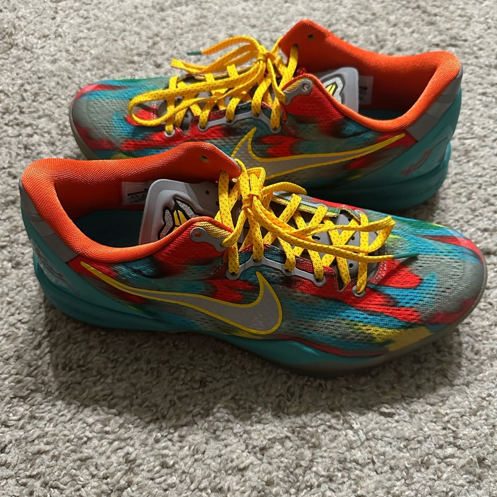 Nike Kobe 8 Protro “Venice Beach” Sneakers 555035-002 size 9.5 Men’s